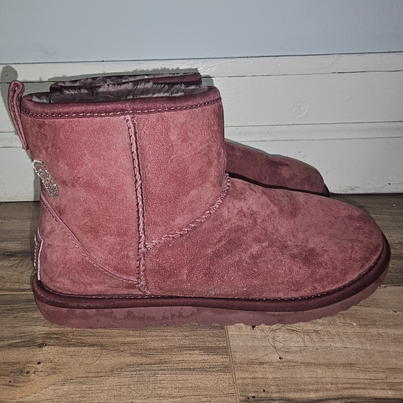 Ugg boots size 6 - Picture 3 of 8